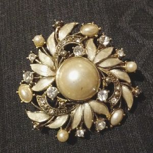 Vintage pin